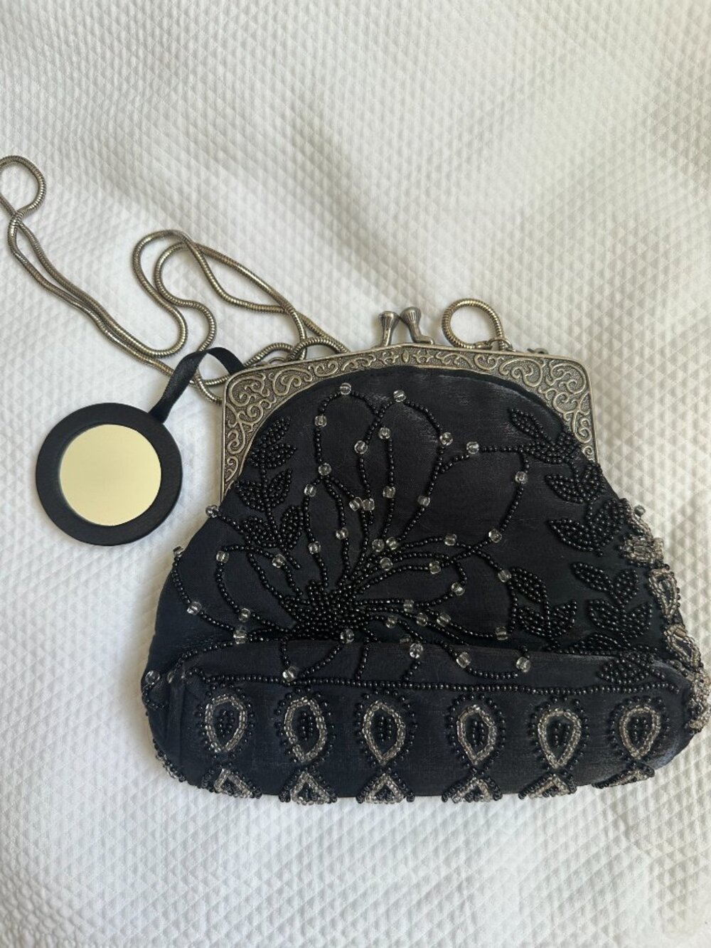 Vintage Valerie Stevens Black Beaded Silk Evening Bag with Mirror & Chain - Picture 7 of 8